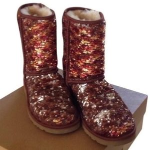 Ugg sequin boots like new 6